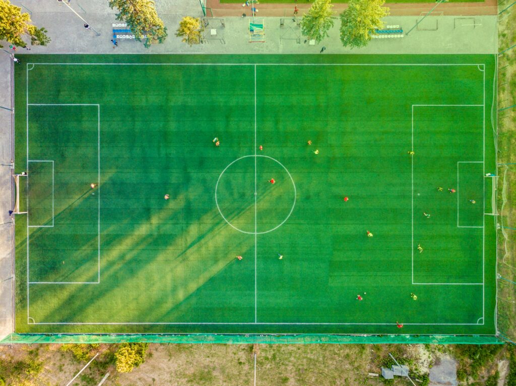 campo de futebol visto de cima